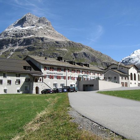 Gasthaus & Hotel Berninahaus Pontresina Exterior foto